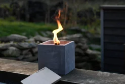 Betonfeuer Würfel
