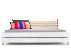 Bett Stiege, Stapelbar