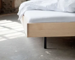 Bett Unidorm Grau