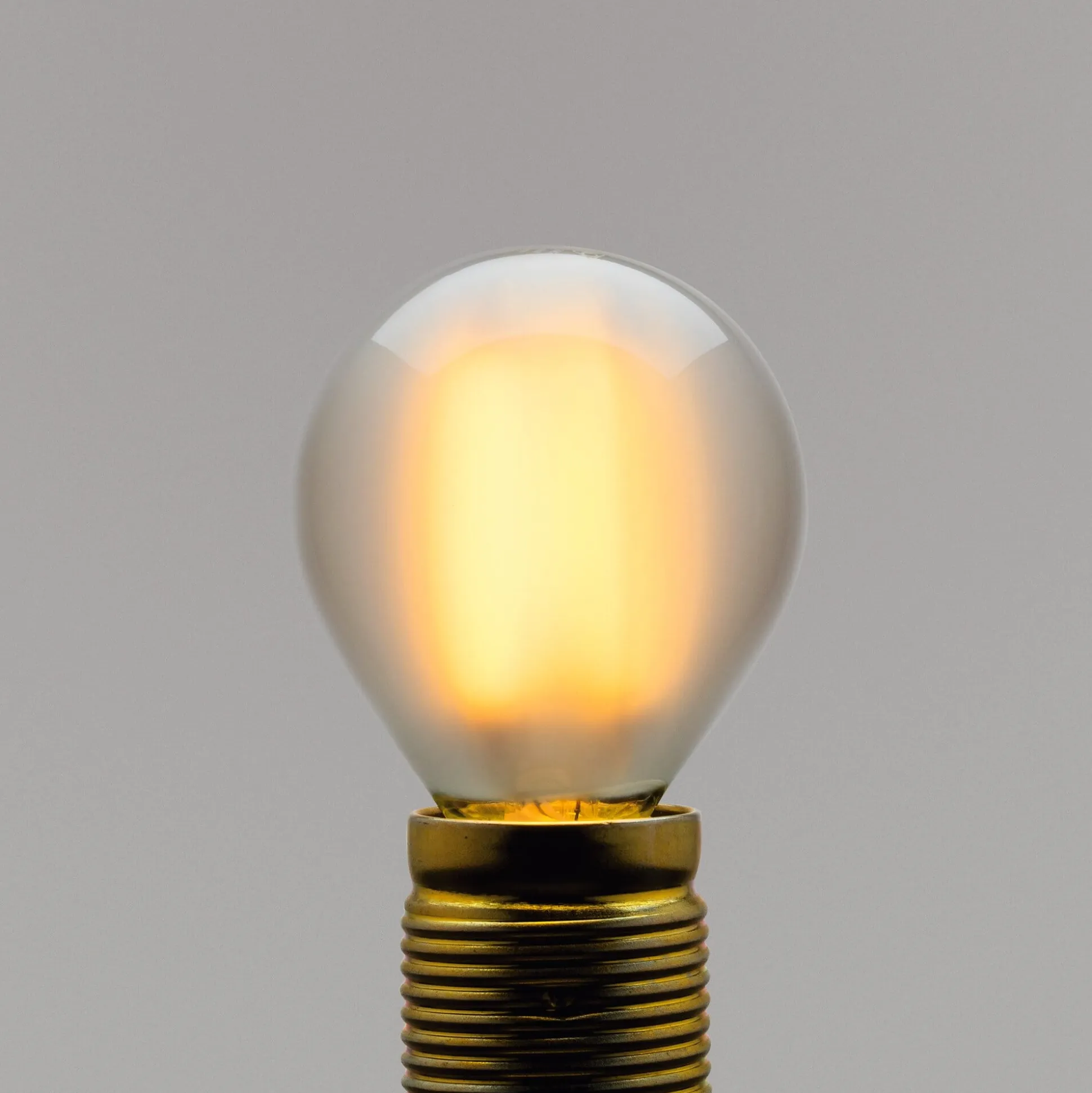 LED-Filament-Kugellampe E14