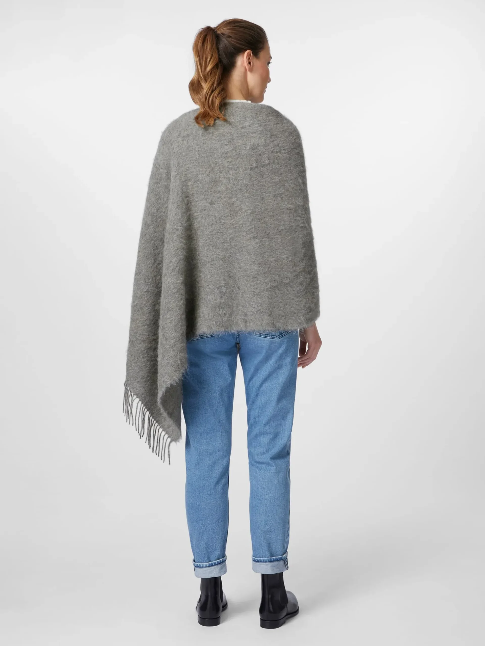 Poncho Babylama