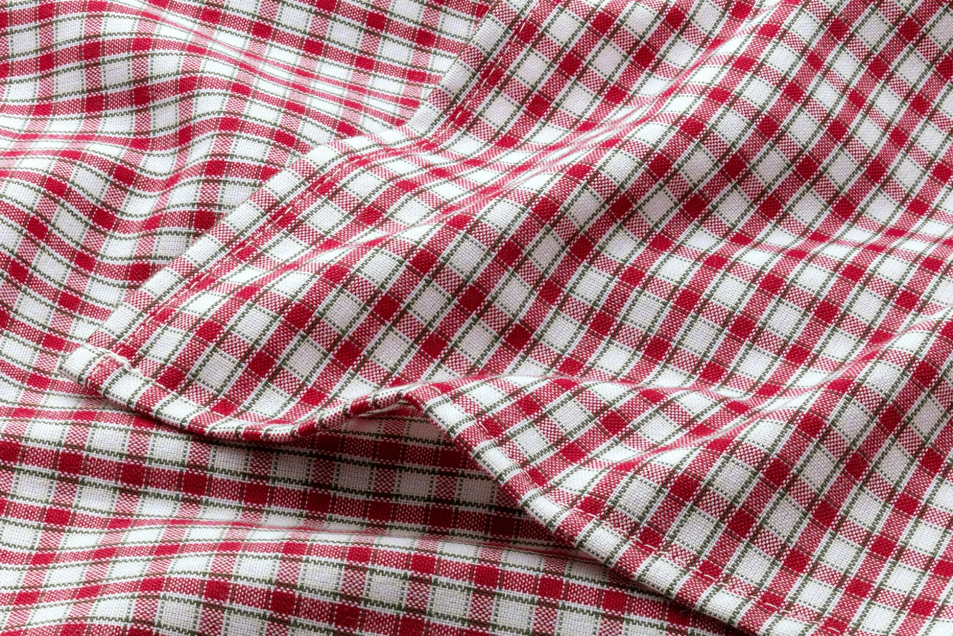 Tischdecke rot-weiß kariert